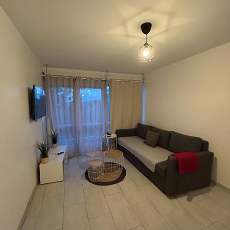 Appartement Ping-Pong Proche Gare Gagny Экстерьер фото